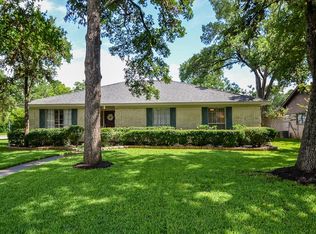 1701 Mulberry Dr, Richmond, TX 77469