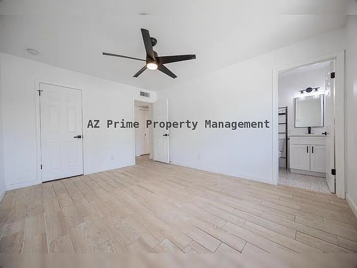 2519 W Vineyard Rd — Photo 15