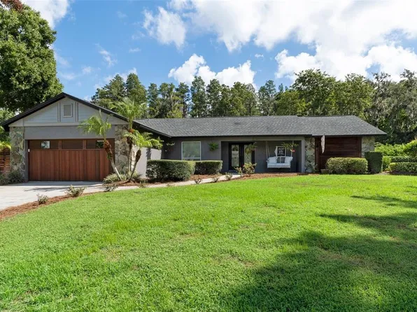 1160 Wisper Run Ct, Lutz, FL 33558