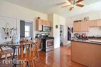 landlord_unit_photo_52953646_0.75