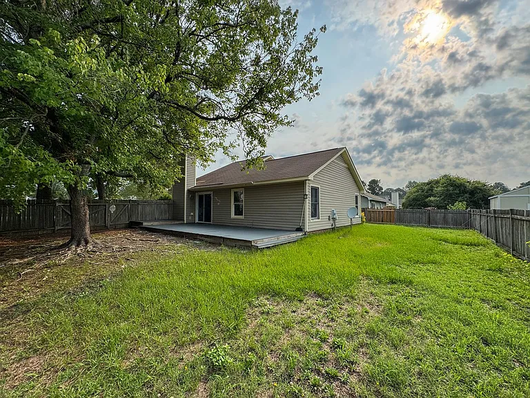 5599 Quietwood Pl — Photo 22
