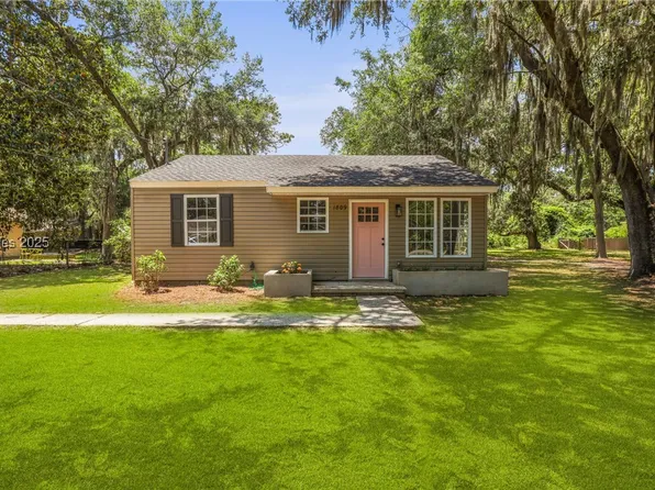 1809 Battery Park Dr, Pt Royal, SC 29935