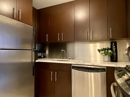 Rented by Compass | media 20