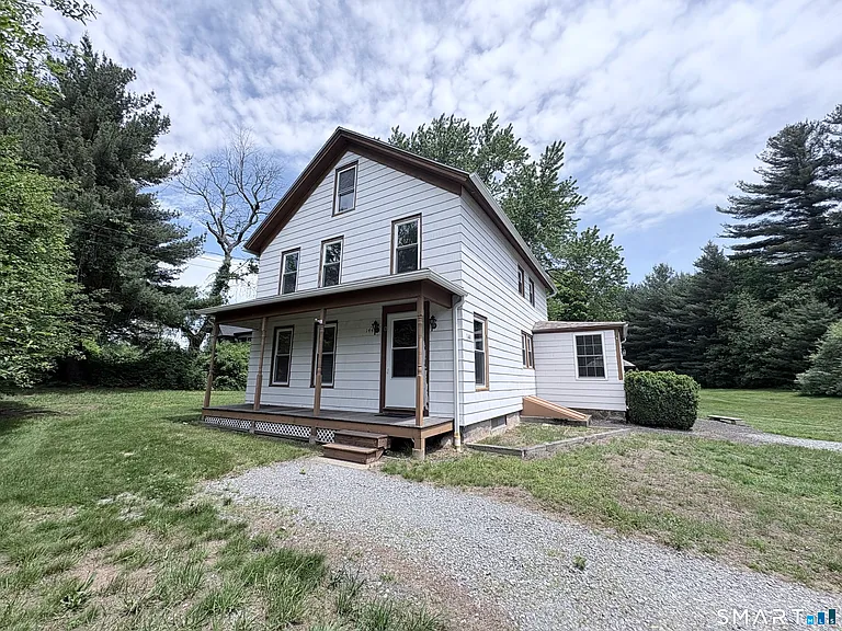 144 Amston Rd — Photo 2