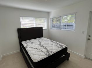 542 SW 27th Ter #2, Fort Lauderdale, FL 33312