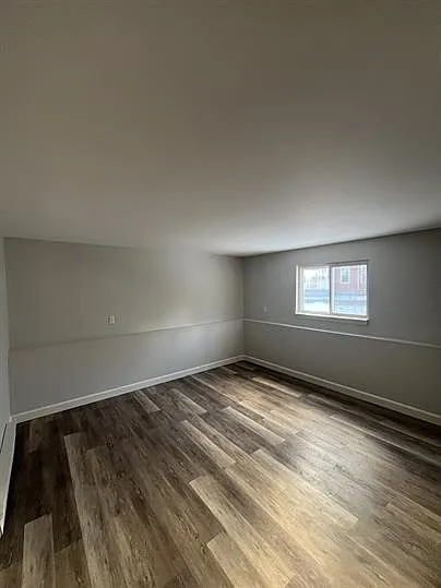 236 Green St #4 — Photo 6