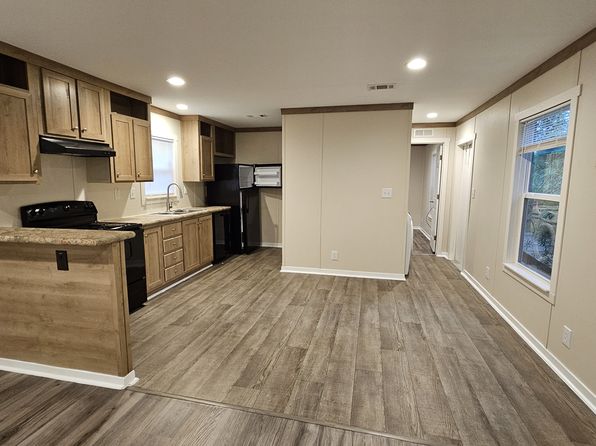 21330 W Memorial Dr, Porter, TX