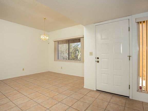 4th image of 9041 E Waverly St