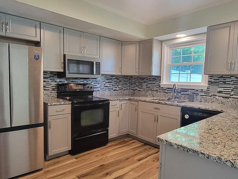 9 Stoney Dr — Photo 16