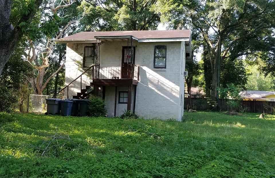 1st image of 2305 Moreno St