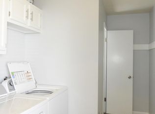 2271 Newark St, Aurora, CO 80010