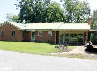 501 2nd St NW, Reform, AL 35481