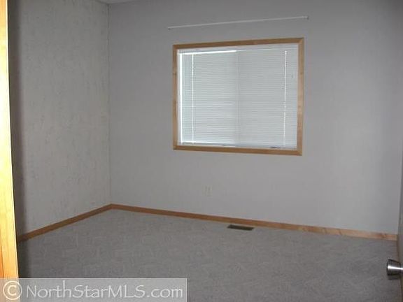 5th image of 32854 Virginia Heights Dr NE