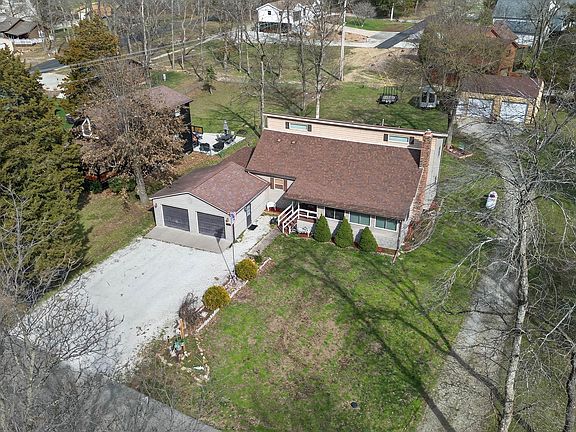 4th image of 26928 Ancient Cedar Dr