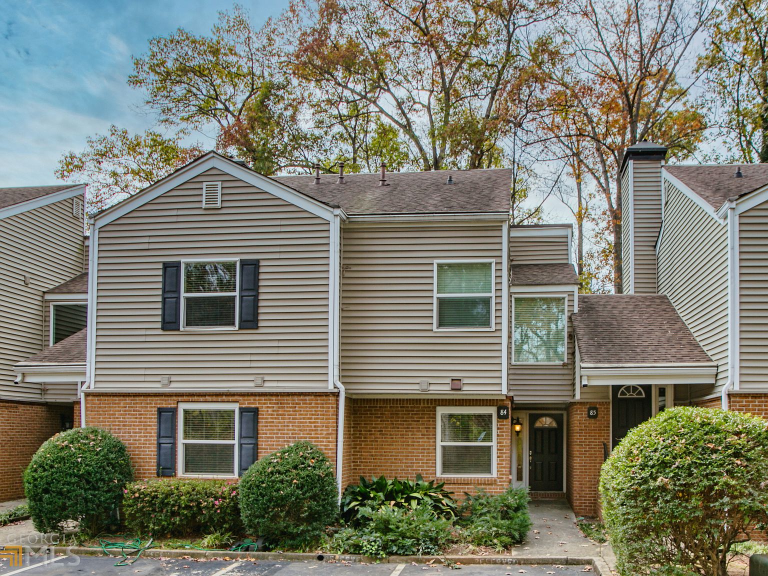 84 Dunwoody Springs Dr, Sandy Springs, GA 30328 Zillow