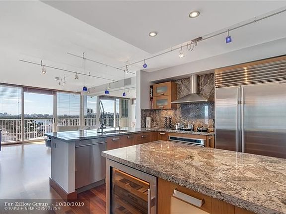 5th image of 3020 NE 32nd Ave APT 1425