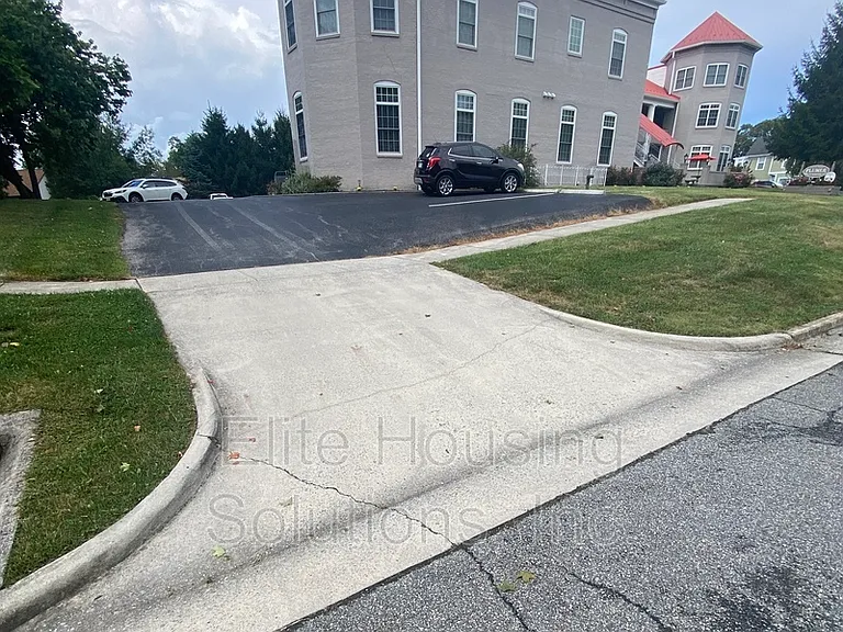 210 E Withers Rd #206 — Photo 18