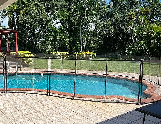 5th image of 7401 Coral Reef Dr