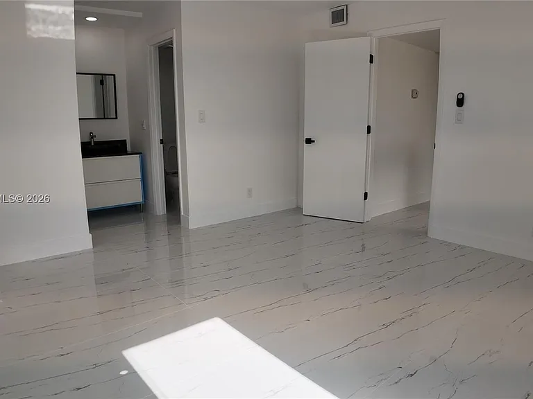 2801 SW 87th Ave #1009 — Photo 25