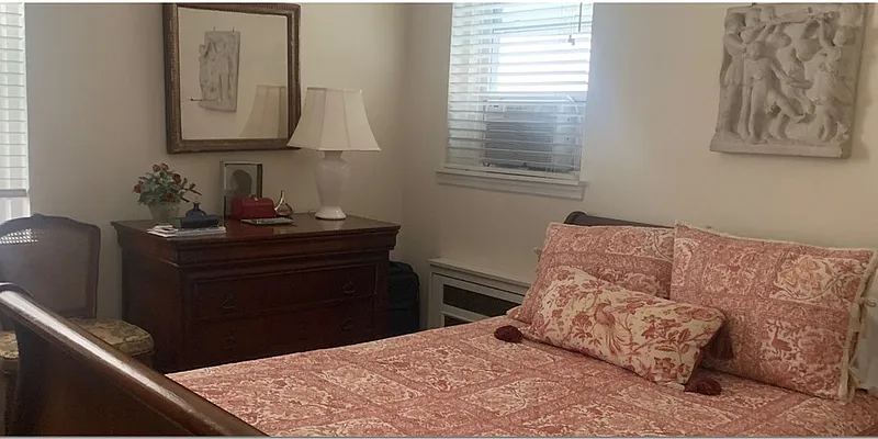 Rented by Akam Sales and Brokerage | media 12