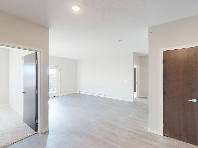 Pioneer Apartments & Townhomes — Photo 48