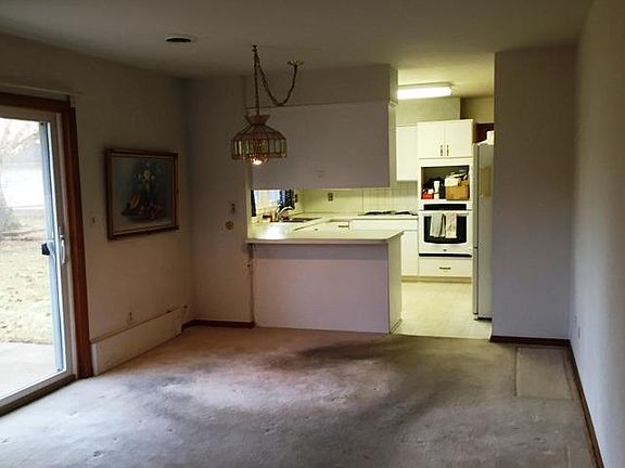 5th image of 1951 Alhambra Dr