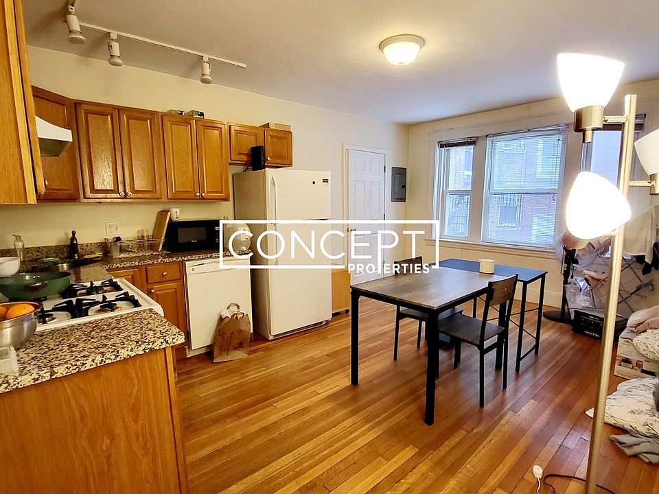 1st image of 1615-1617 Commonwealth Ave #11