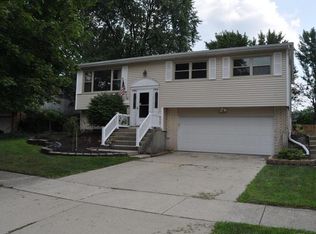 7631 161st Pl, Tinley Park, IL 60477