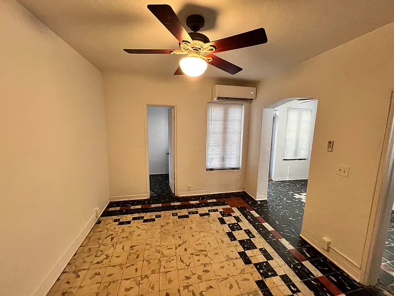 610 Jefferson Ave #6 — Photo 18