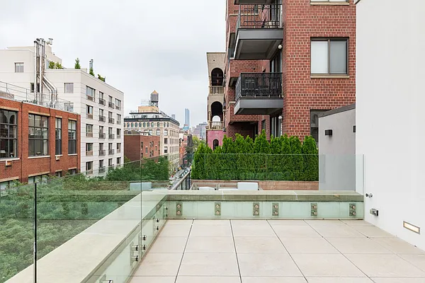 Sold by Brown Harris Stevens | media 18
