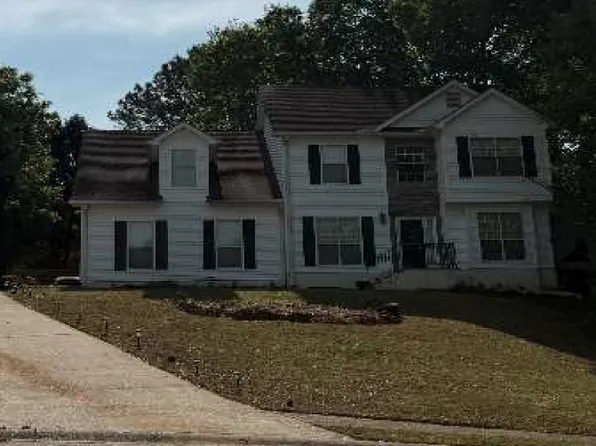 1371 Shelly Ct, Hampton, GA 30228