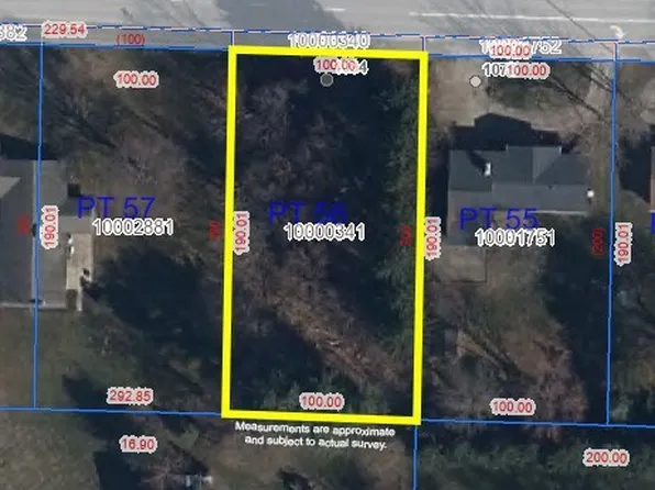 1094 Applegrove St NW, North Canton, OH 44720