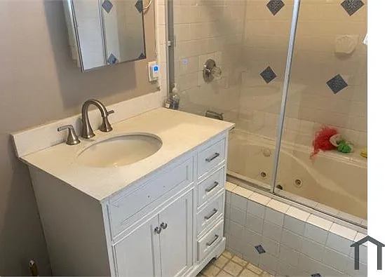 1 bed, 700 sqft, $1,750 — Photo 2