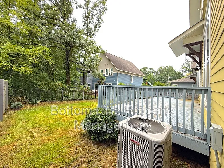 5218 Kelly St — Photo 27