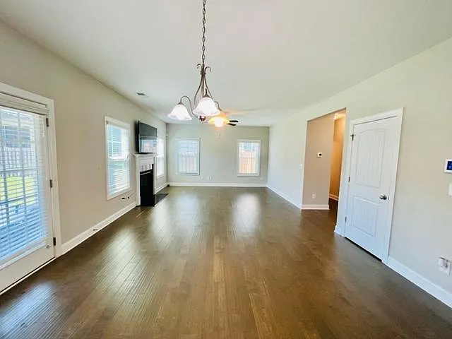 238 Gordon Park Blvd — Photo 12