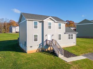 156 Prairie View Ln, Pembroke, VA 24136