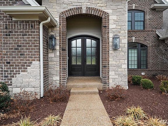 3rd image of 413 Stonechase Ln