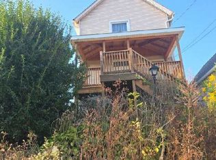 1251 8th Ave, Natrona Heights, PA 15065