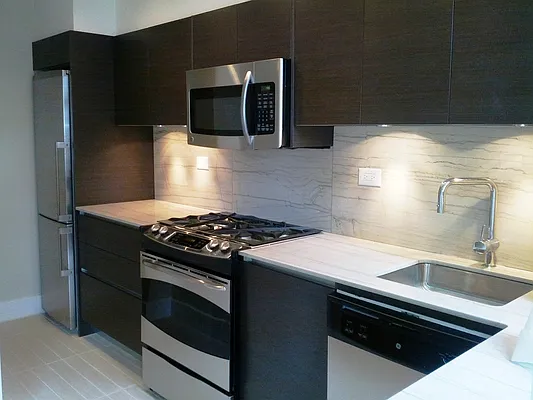 Rented by Stonehenge NYC LLC | media 2