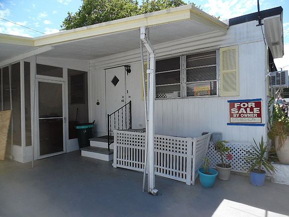 2nd image of 5015 Seminole Blvd Lot 212