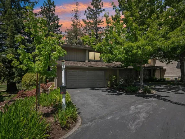 466 Sand Hill Cir, Menlo Park, CA 94025