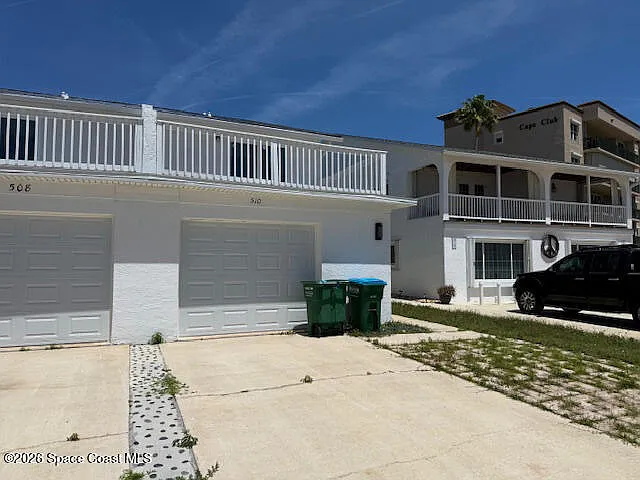 2 bed, 2.5 bath, 1592 sqft, $2,800 — Photo 1