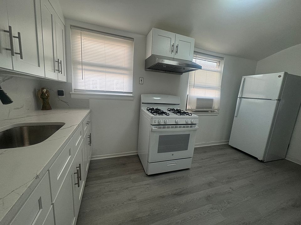 1st image of 49-04 Kissena Blvd #2