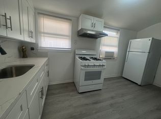 49-04 Kissena Blvd #2, Flushing, NY 11355