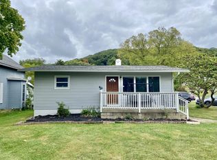 1502 Baltimore Rd NW, Lancaster, OH 43130