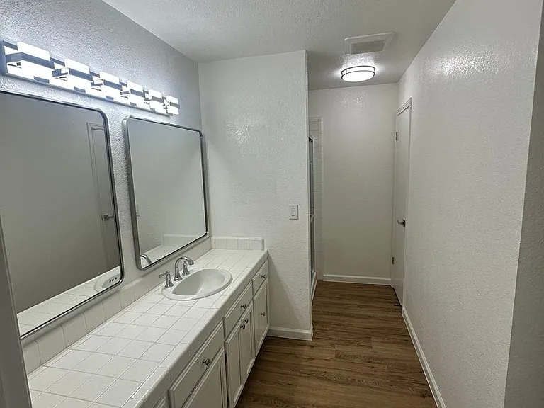 547 De Leon Dr — Photo 25