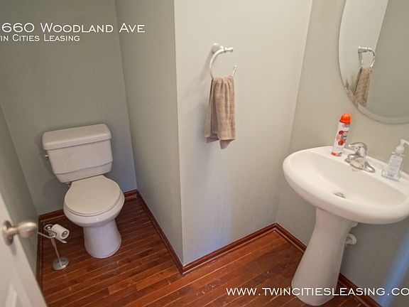 3rd image of 4660 Woodland Ave