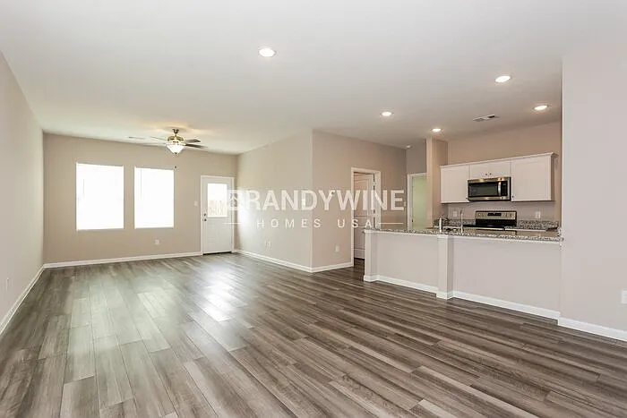 1500 Ancer Way — Photo 5