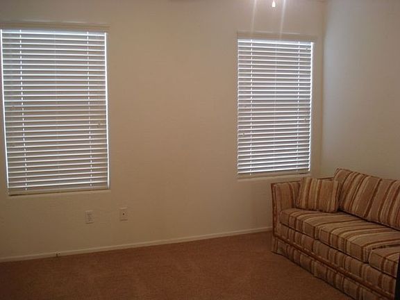 5th image of 32 S Valencia Ct
