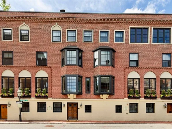 23-25 Beaver Pl, Boston, MA 02108
